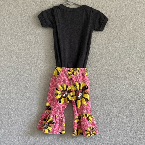 Buc-ee's Onesie & Bell Bottom Pants 6 Mths The Best Things are Wild and Free - Picture 2 of 5